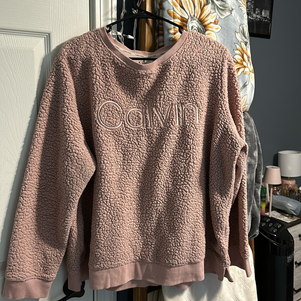 Women’s Long Sleeve Sweater